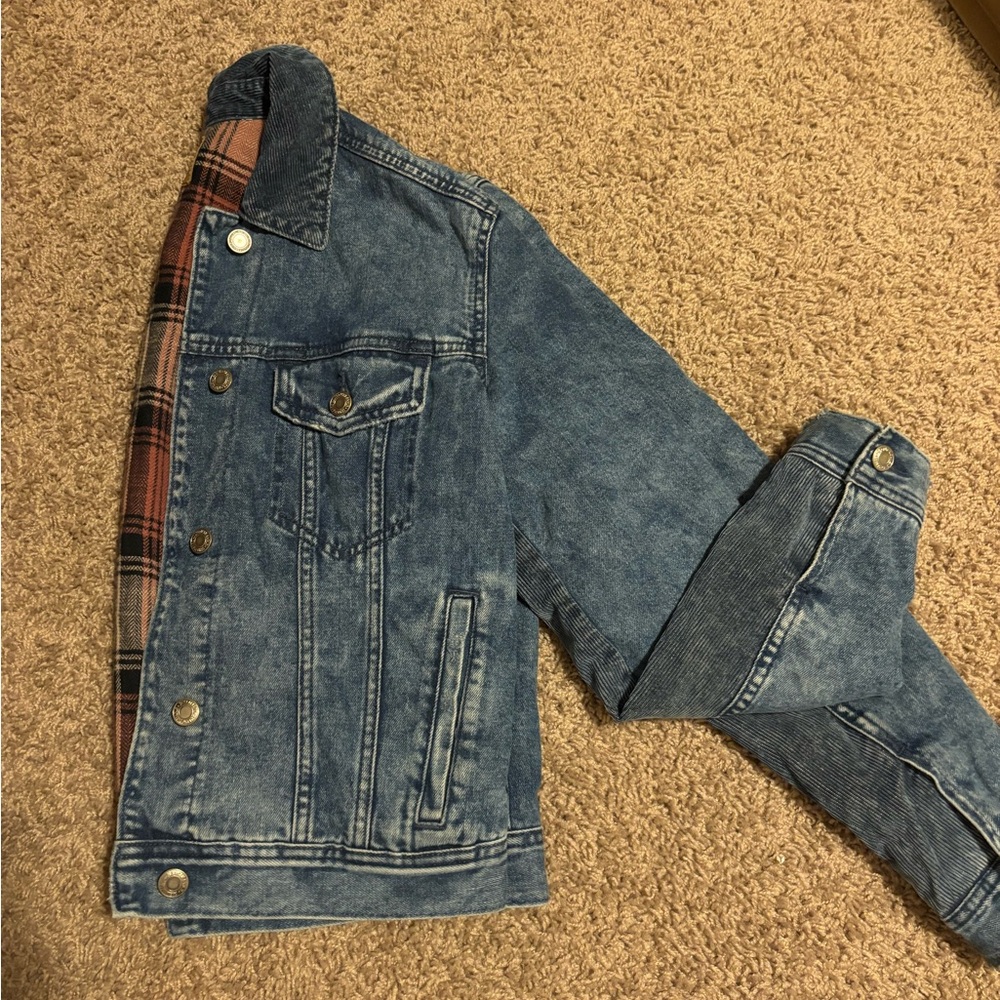 American Eagle Outfitters Plaid Lined Denim Jacket